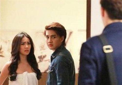 Nỗi đau của người chồng không thể chia tay vợ dù bị "cắm sừng"