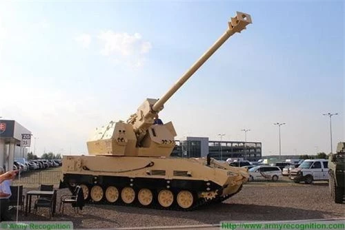 Pháo tự hành Diana 155 mm - Biến thể bánh xích của Zuzana. Ảnh: Army Recognition.