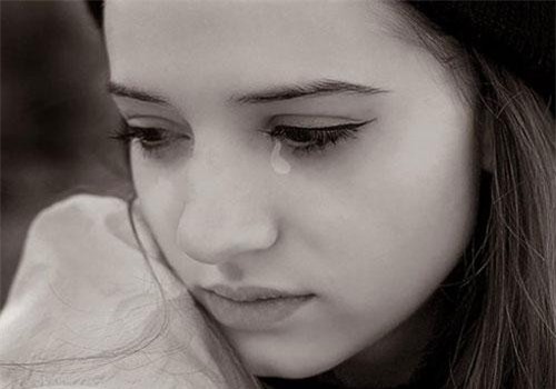 Bố mất chưa được 49 ngày, chị dâu đã định bán đất, đuổi "giặc bên ngô" ra khỏi nhà!