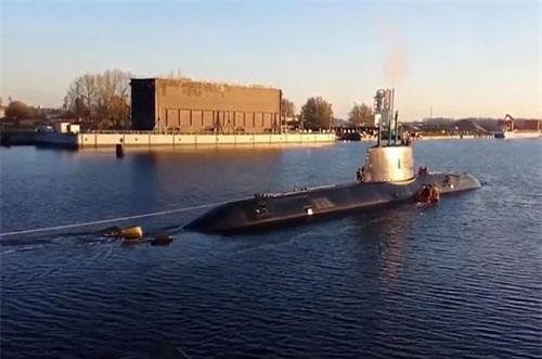 CLIP HOT (9/7): Tàu ngầm của Israel khiến các cường quốc quân sự 'nể sợ', ‘ma nữ’ leo trèo trong bệnh viện