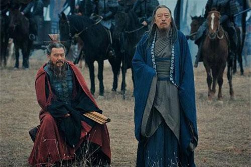Nhờ hơn kém nhau điểm này, gia tộc Tào Tháo cay đắng nhìn dòng họ Tư Mã thống trị thiên hạ