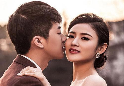 Tôi ôm vợ xót xa khi nghe cô ấy thú nhận lý do cặp bồ