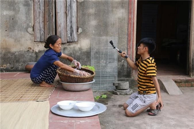 Cơ ngơi 3 tầng nhà bà Tân Vlog ở Bắc Giang