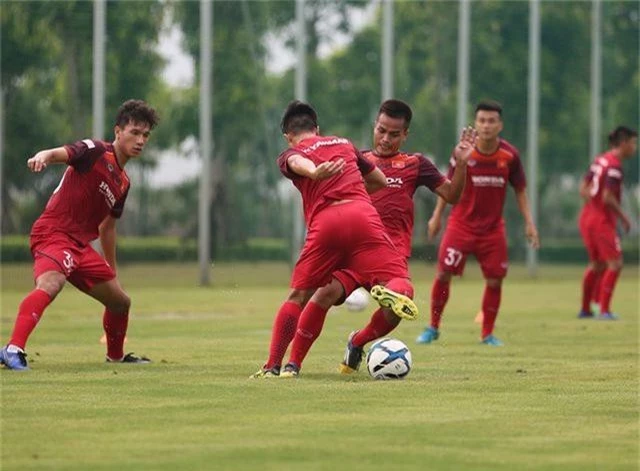 Tiền vệ Việt kiều Martin Lo quyết ghi điểm với HLV Park Hang Seo - 7