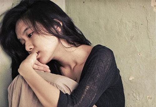 Bị tai nạn hỏng cả khuôn mặt, tôi tuyệt vọng đòi ly hôn nhưng câu nói của chồng khiến tôi nghẹn ngào