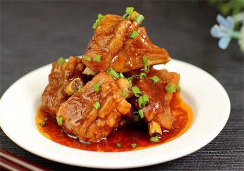 Chỉ dùng lò vi sóng, vụng mấy cũng làm được sườn chua ngọt siêu ngon