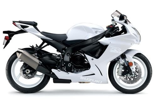 Ngắm sport bike Suzuki 103 mã lực, giá gần 300 triệu
