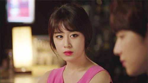 Lý do chồng cũ đến "trấn" điều hòa của con giữa mùa hè nóng nực khiến tôi choáng váng