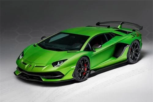 2. Lamborghini Aventador SVJ 2019 (vận tốc tối đa: 349 km/h).