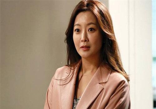 Đang ghét con dâu ra mặt vì đã qua 1 lần đò, mẹ chồng bỗng quay ngoắt thái độ khi biết sự thật về cô