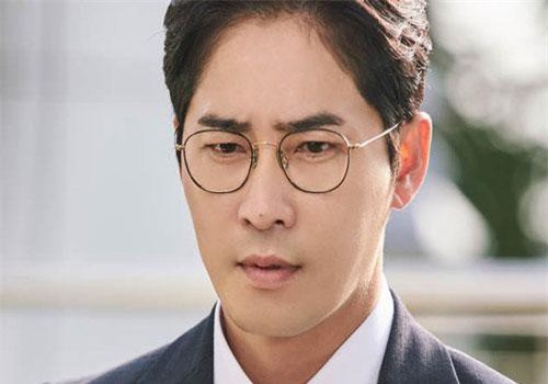 Thêm một mỹ nam nổi tiếng xứ Hàn - Kang Ji Hwan bị bắt vì cáo buộc hiếp dâm và tấn công tình dục hai phụ nữ