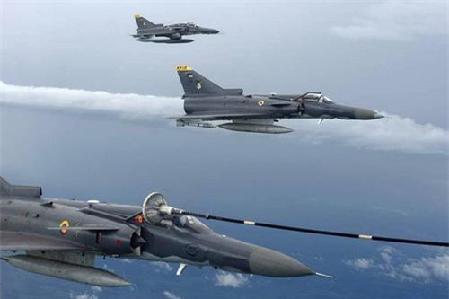 Giá rẻ, tính năng cao nhưng vì sao tiêm kích Kfir Israel không thể cạnh tranh với F-16?