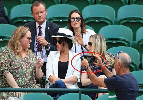 Meghan Markle bị tung bằng chứng "chảnh chọe", cấm người hâm mộ chụp hình nhưng phản hồi của Hoàng gia Anh mới khiến dư luận phẫn nộ