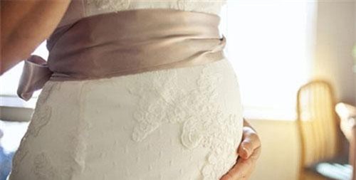 Gài bẫy cưới bạn thân, tôi nhận được cuộc hôn nhân đày đọa