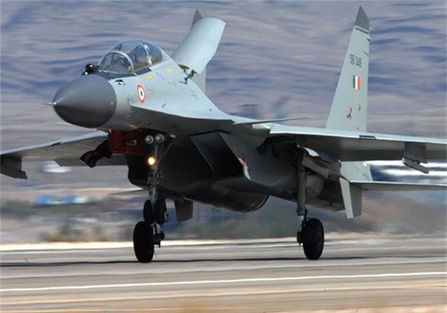 Tro treu: An Do tu san xuat Su-30MKI con dat hon mua cua Nga-Hinh-9