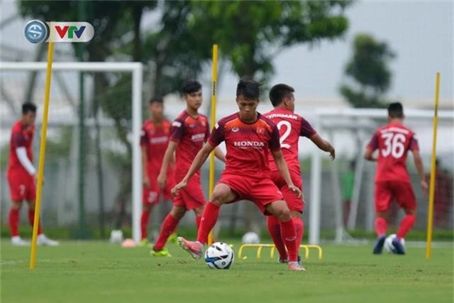 U23 Việt Nam đầy đủ quân số, HLV Park Hang Seo tìm kiếm nhân tố mới - Ảnh 9.