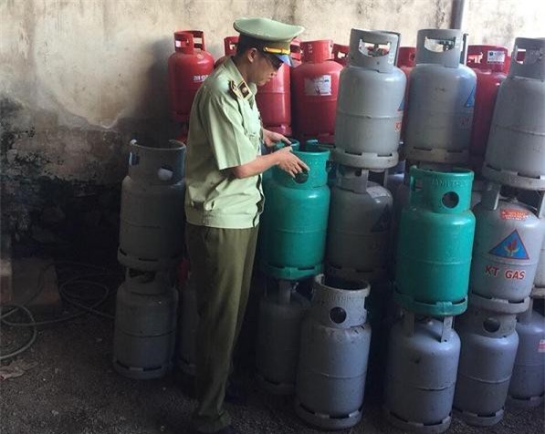 Đắk Lắk: Phát hiện gần 2.000 vỏ bình gas không rõ nguồn gốc của 1 doanh nghiệp tư nhân
