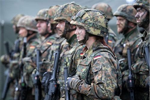 Đức đòi cắt chi quốc phòng, vuốt mặt không thèm nể Mỹ?