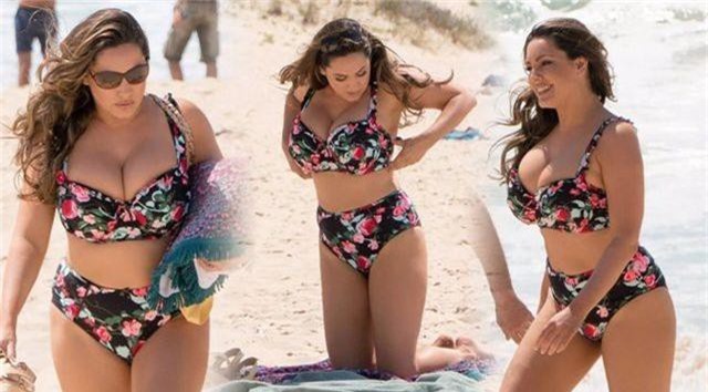 Kelly Brook không muốn được gọi là biểu tượng gợi cảm - 3 Kelly Brook không muốn được gọi là biểu tượng gợi cảm - 3