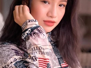 Nhan sắc hot girl The Voice được Tuấn Hưng hứa đưa đón bằng siêu xe