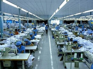 Cân bằng mức sống tối thiểu và sức sống doanh nghiệp