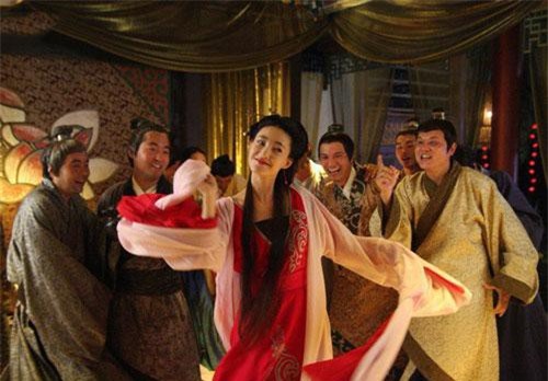 Những cách ngừa thai quái dị đến khó tin vào thời cổ đại: Đâu chỉ dùng phân động vật