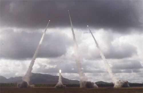 Dàn hỏa lực “mưa thép” của Mỹ dội bão lửa trong tập trận chung với Australia