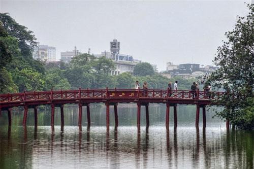 Bí mật 'động trời' của cây cầu huyền thoại ở Hồ Gươm