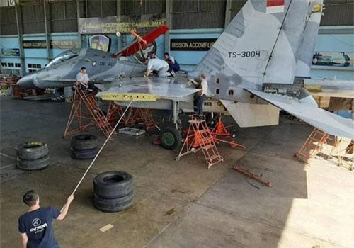 Trong kho của Không quân Indonesia hiện nay chỉ có 9 chiếc tiêm kích Su-30MK2. Các tiêm kích này được Indonesia mua trong các năm 2009 và 2013. Nguồn ảnh: Sina.