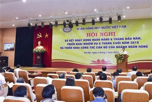 Ước tính toàn hệ tống các tổ chức tín dụng đã xử lý được 937,5 nghìn tỷ đồng nợ xấu.