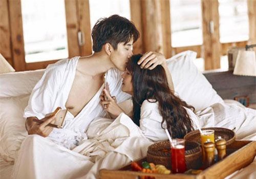 3 điều đàn ông không bao giờ nói ra, nhưng vợ nhất định phải biết để nắm giữ trái tim chồng