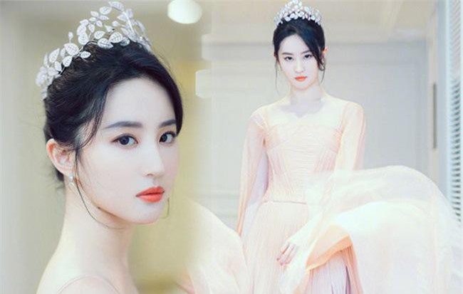 Thoát vai "Mộc Lan" bụi bặm và mạnh mẽ, Lưu Diệc Phi trở về đúng chất công chúa sang chảnh kiêu kỳ "gây mê"