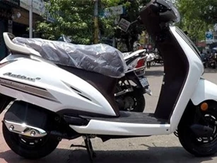 Cận cảnh 2019 Honda Activa 5G phiên bản giới hạn, giá 18,5 triệu đồng