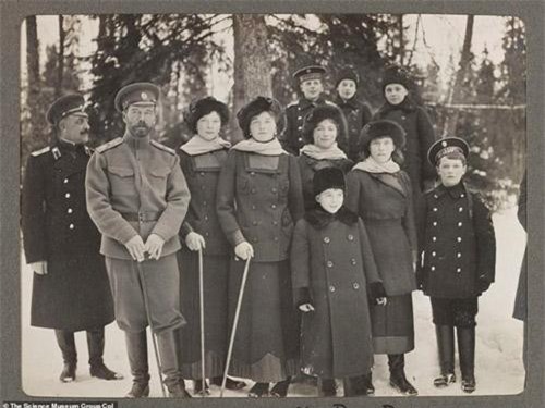 Tiết lộ sốc về gia tộc Sa hoàng Nga trước khi diệt vong