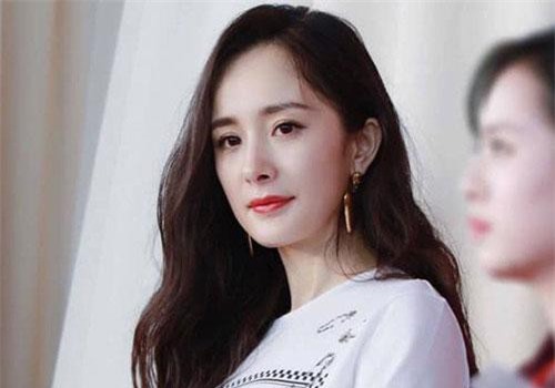 Nửa năm ly hôn, Dương Mịch lần đầu trải lòng chuyện "tình mới", tiết lộ cách thức tán tỉnh đối phương