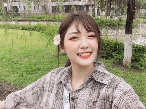 Nữ sinh xứ Thanh xinh đẹp được ví như “búp bê võ thuật”