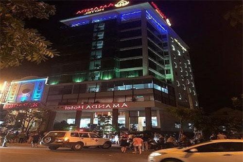 Quảng Bình: Lên tầng 11 khách sạn uống cà phê rồi bất ngờ nhảy lầu tự vẫn