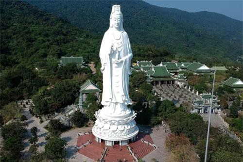 Tượng Phật Việt Nam lọt top ảnh du lịch đẹp nhất thế giới