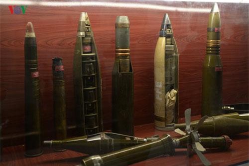 Bom mìn và các vật liệu nổ từng gieo rắc đau thương ở Campuchia