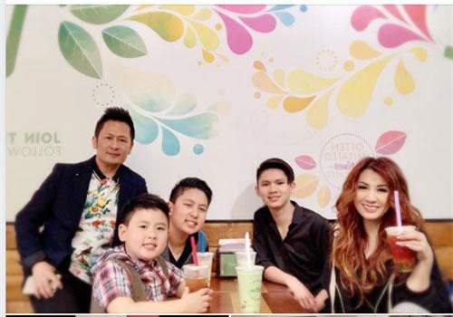 Ly hôn 6 năm, vợ cũ bất ngờ gửi lời chúc mừng sinh nhật Bằng Kiều với nội dung đặc biệt, fan mong ngày tái hợp