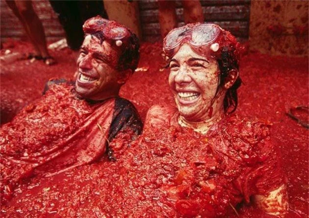 Lễ hội ném cà chua ở Tây Ban Nha.