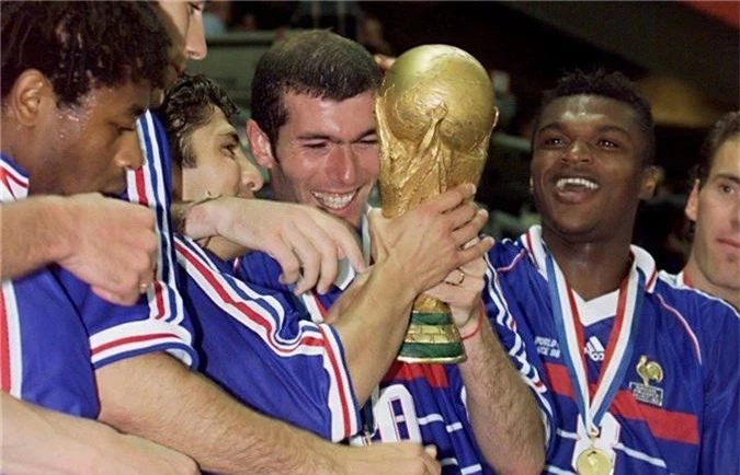Tuyển Pháp đã vô địch World Cup 1998 thay vì Brazil.