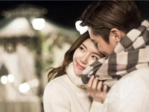 Vừa nhìn thấy mặt bạn trai em, bố đã quay mặt đi rồi ra sức ngăn cấm, em phát cuồng lên cho tới ngày biết được sự thật phía sau