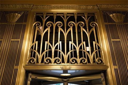 Đại gia Hà Nội chơi trội phủ vàng khách sạn từ chân tới nóc