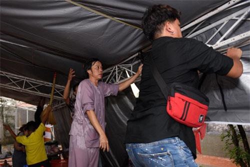 Ở nhà triệu đô, tài sản trăm tỷ nhưng Hoài Linh, Mr Đàm vẫn không ngại làm việc này