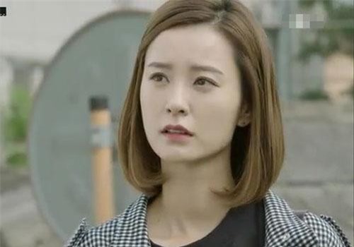 Chia tay 1 năm, cô gái thường xuyên hẹn bạn trai cũ ở nhà nghỉ để tâm sự chuyện bị gia đình người yêu đại gia chê 'quê mùa, vì tiền mà đeo bám'