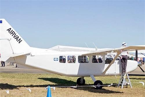 Máy bay rơi ngay sau khi cất cánh, không ai sống sót