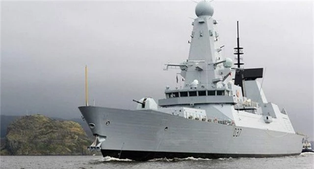 Tàu khu trục HMS Duncan (Ảnh: Sputnik)