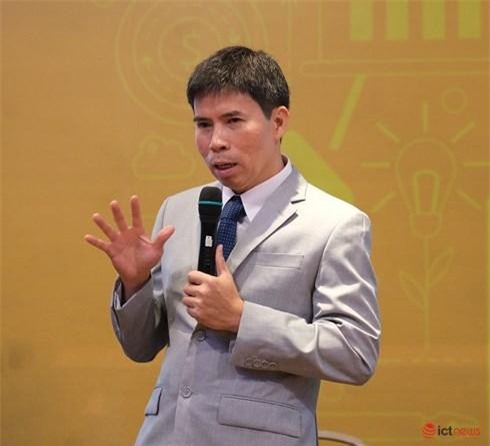 Cựu CEO Thế Giới Di Động: "Làm sao để từ bỏ chiếc ghế quyền lực?"