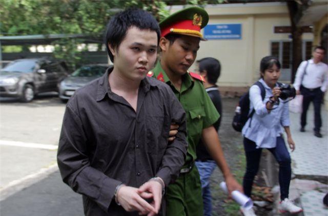 Vì sao á hậu bán dâm với giá 5.000 USD chỉ bị phạt 300 nghìn đồng?